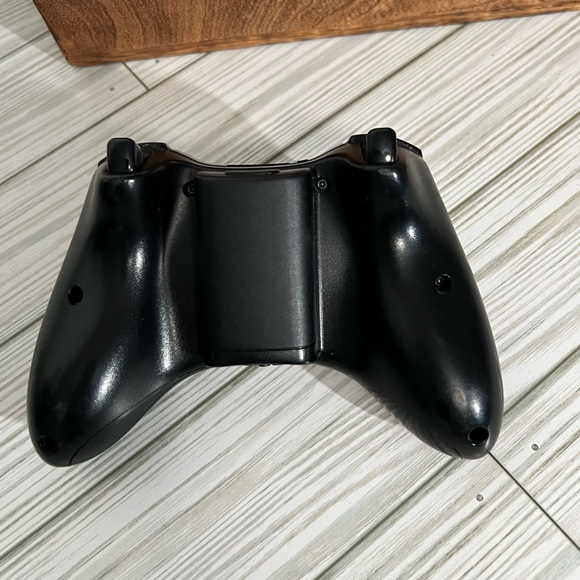Microsoft XBOX 360 Wireless Controller - Picture 3 of 3